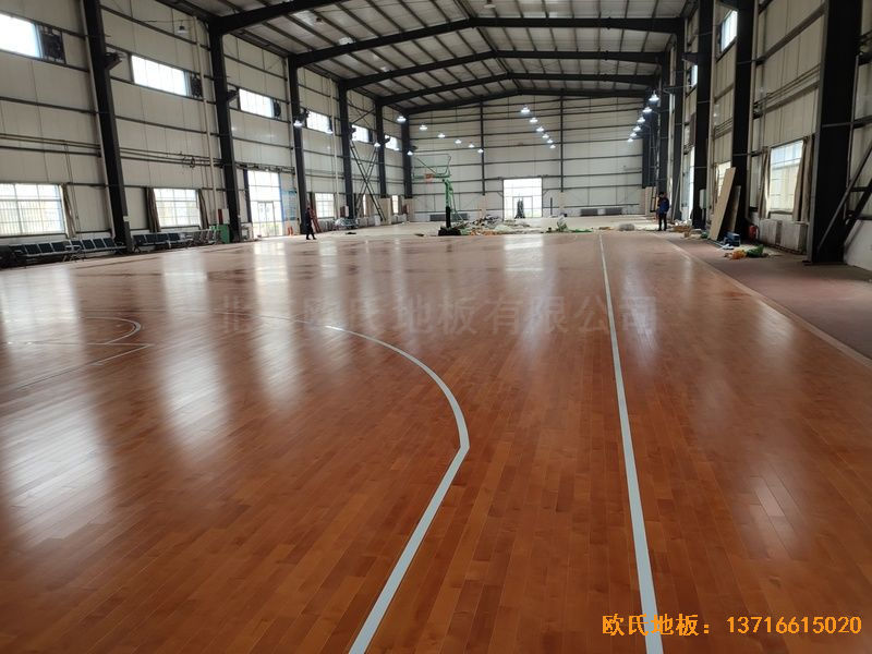 山东临沂市监狱体育地板施工案例