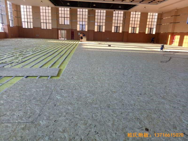 浙江台州路北街道篮球馆运动地板铺设案例2