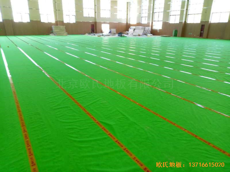 浙江台州路北街道篮球馆运动地板铺设案例3