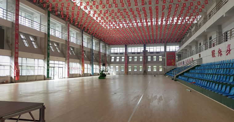 鄂尔多斯世纪中学运动地板铺设案例