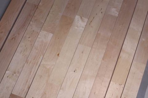 AB级篮球馆运动木地板材质区别