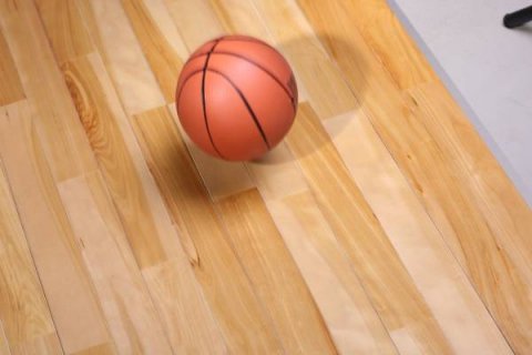 不同材质运动木地板适用场馆不同