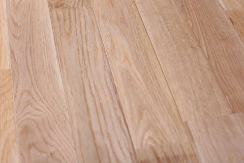 专业室内体育运动，生出体育馆木地板这个娃