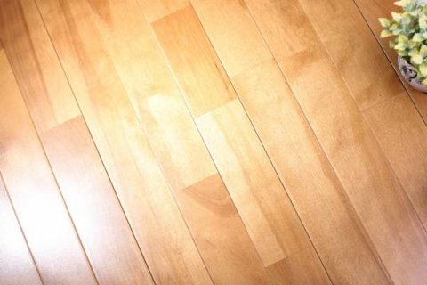 辽源篮球地板安装工人