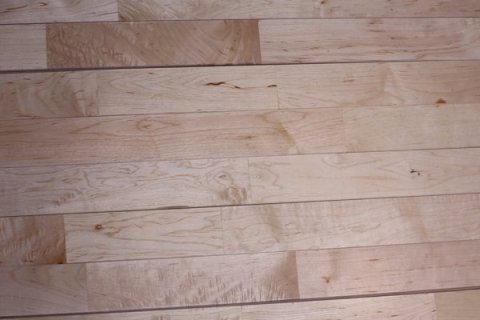 辉县篮球地板多少钱一平米