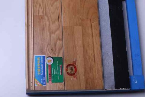 武安篮球木地板下面铺什么