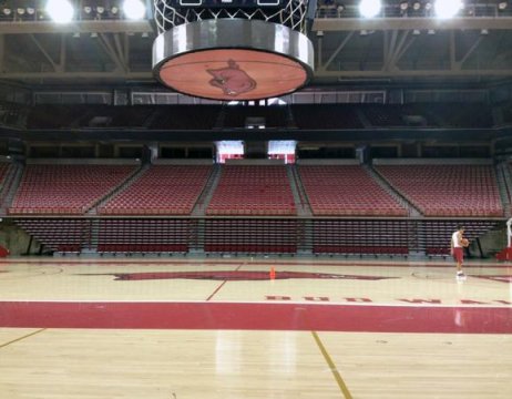 感恩陪伴，品牌运动木地板厂家大放送