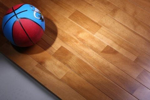 体育馆木地板报价
