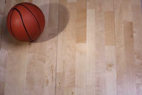 体育木地板定制色彩，还管安装和售后