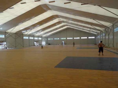 篮球场木地板价格是多少