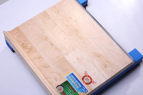 体育木地板多少钱