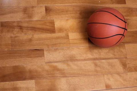 柞木运动地板有什么特点