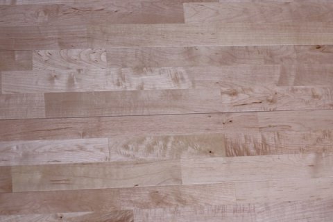 运动木地板中枫木和柞木有何不同之处