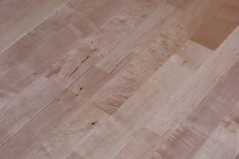 体育木地板安装细节是什么