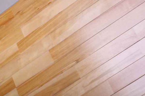 实木运动地板为什么比普通木地板价格高