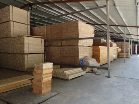 篮球场木地板专业性表现在哪里