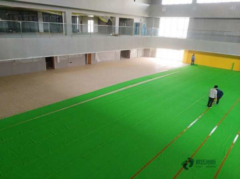 福州运动场地板多少钱