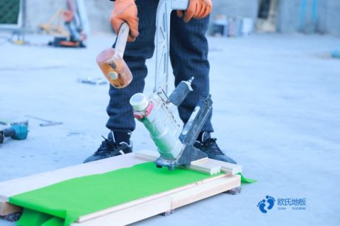 鞍山运动场木地板施工