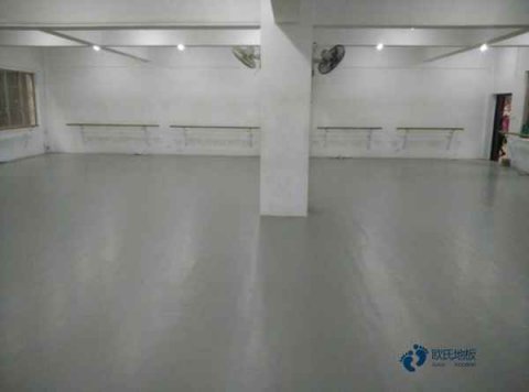 常德运动场地施工价格