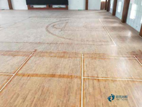 篮球场地板铺装流程