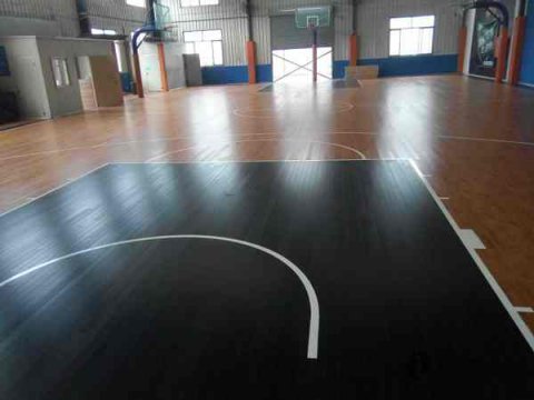 篮球场地板生产工艺