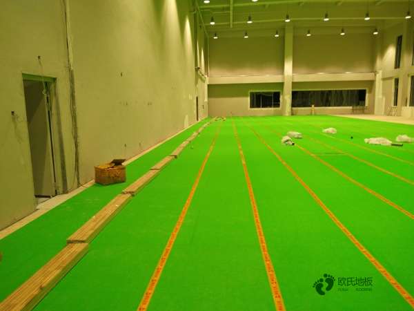 篮球木地板区别