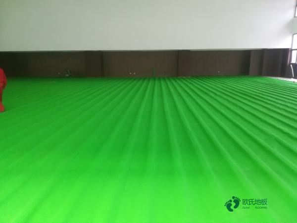 那里有运动馆地板生产公司