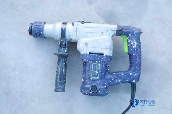 寻求篮球馆地板哪些牌子好