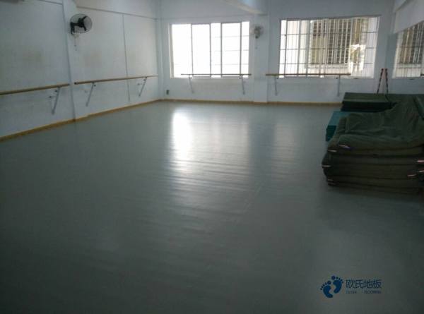 行业体育篮球木地板安装公司