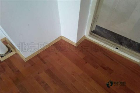 室内运动木地板养护六项法则