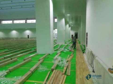 运动木地板的好坏，用眼睛也能看出来