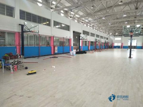 冬天运动木地板养护咋办