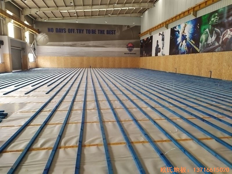 江苏昆山市博瑞祥汽车一站服务运动地板施工案例