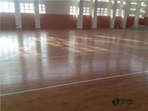 羽毛球馆木地板的专业性体现在哪里