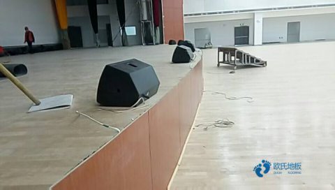篮球场木地板选购技巧