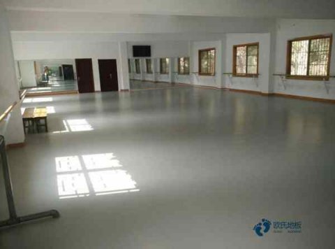 运动木地板安装伸缩缝怎么整