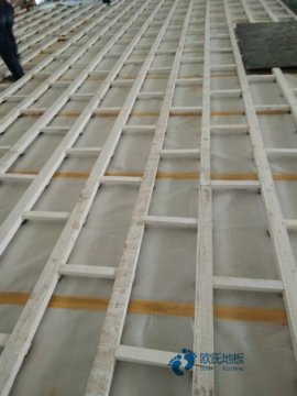 篮球场木地板厂家哪家好