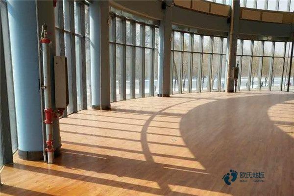 如何考察运动木地板厂家