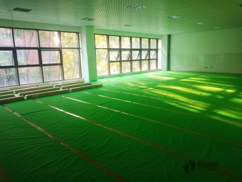 篮球场地木地板施工价格