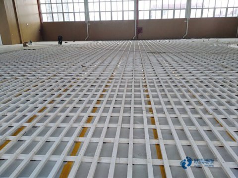 较好的运动体育木地板