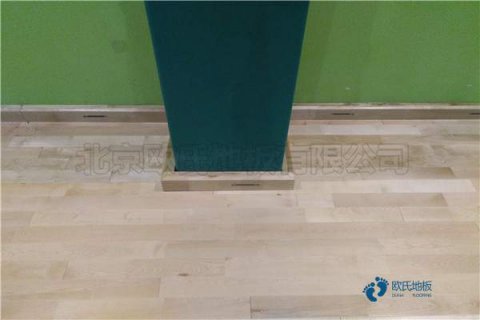 篮球木地板一平米价格