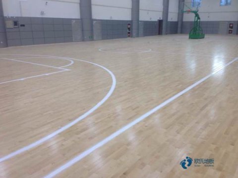 体育篮球地板每平米价格
