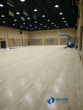 学校篮球场馆木地板厚度偏差