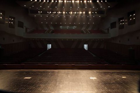 松木舞台体育场地木地板哪个牌子比较好