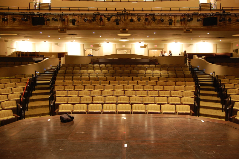 购买俄勒冈松舞台体育场地木地板什么牌子好1