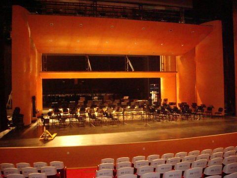 小学俄勒冈松舞台体育木地板施工流程