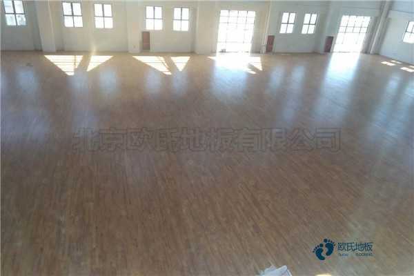 篮球运动馆实木地板3