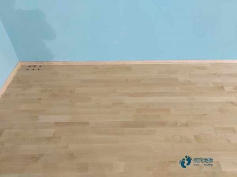 小学运动馆地板施工团队