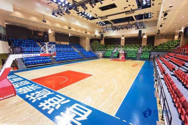 板式龙骨运动篮球木地板平米价