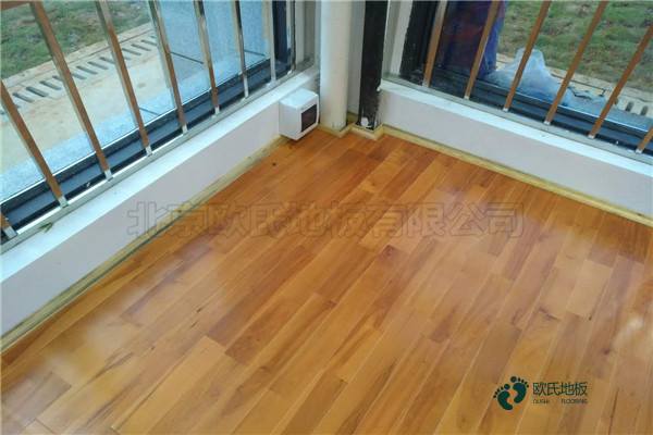 国产运动篮球木地板施工队1
